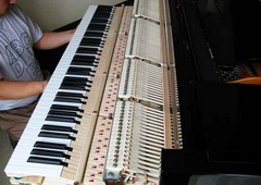 搬鋼琴需要注意哪些