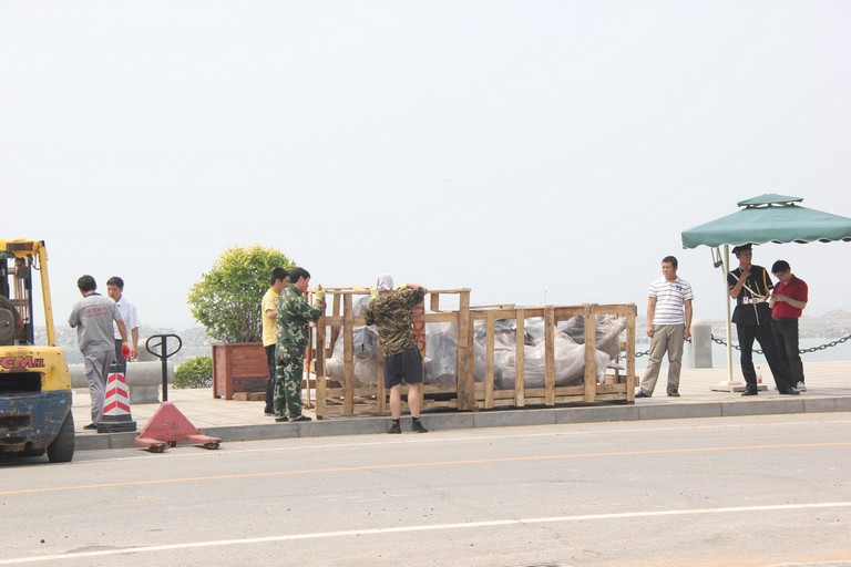 重12噸鐵藝變形金剛組裝搬運