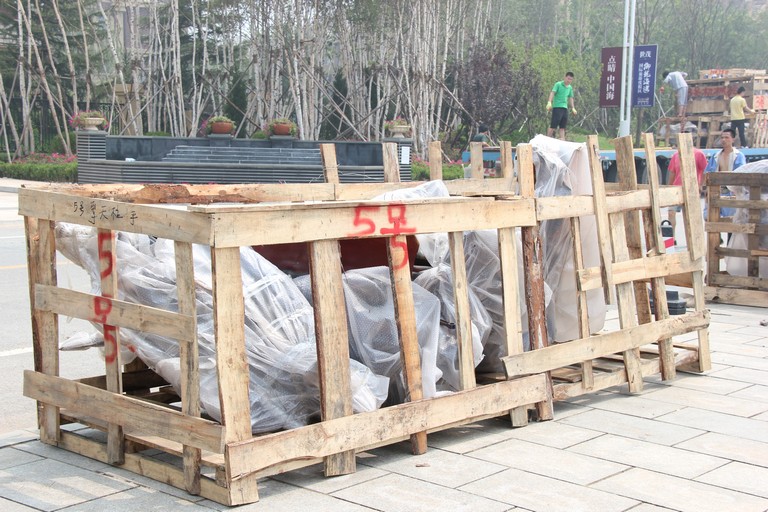 重12噸鐵藝變形金剛組裝搬運