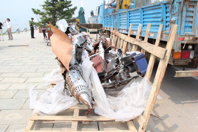 重12噸鐵藝變形金剛組裝搬運