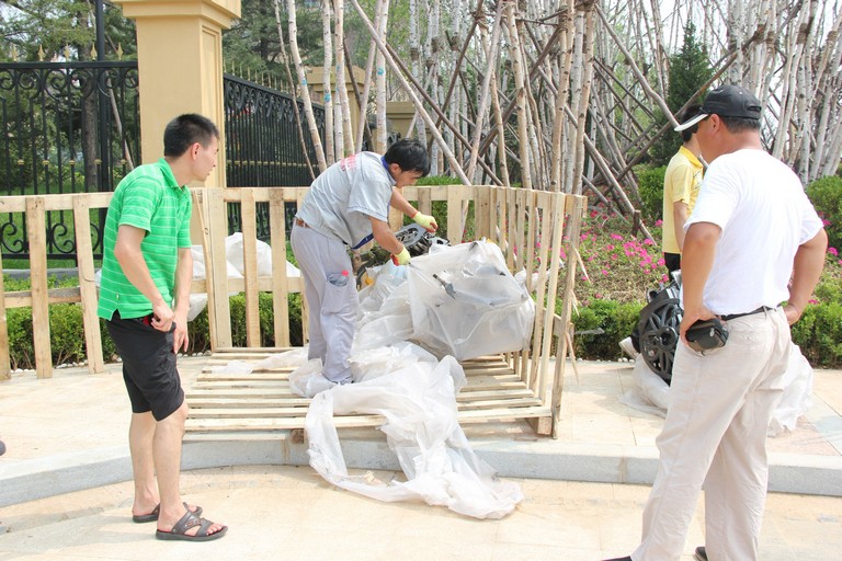 重12噸鐵藝變形金剛組裝搬運